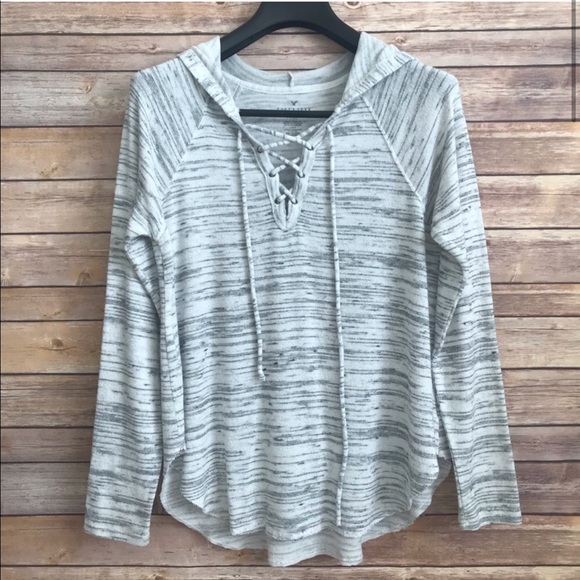 American Eagle Outfitters Tops - American Eagle Soft & Sexy Plush tie up hoodie